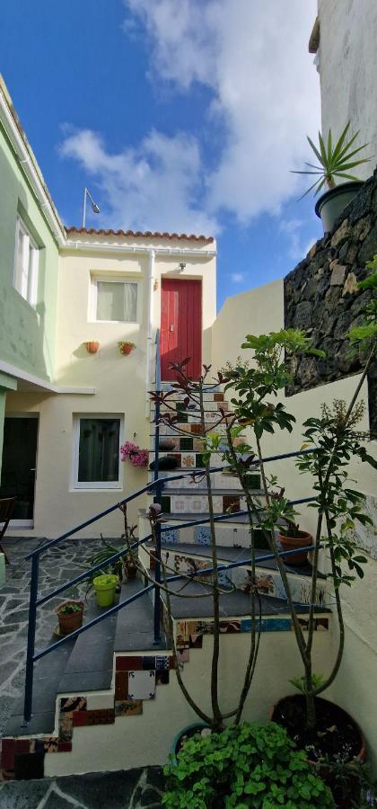 Ponta Delgada A-Tipica Guesthouse المظهر الخارجي الصورة